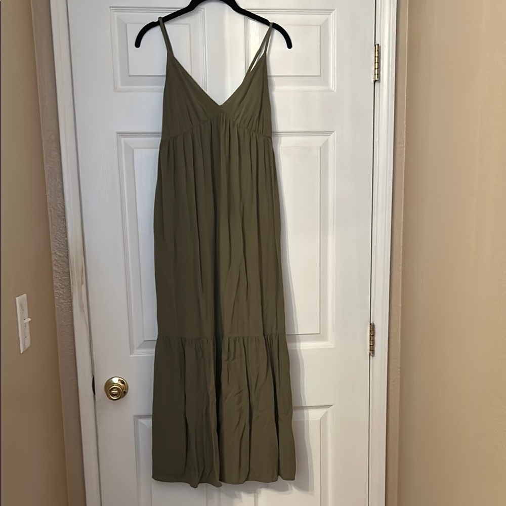 Old Navy Green Maxi Sundress with Spaghetti Straps
